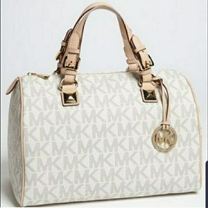MK Grayson Signature Satchel  (Vanilla)